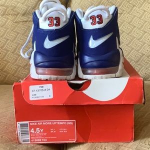 Nike Air More Uptempo Knicks White Deep Royal Blue GS 4.5 Youth 415082 103